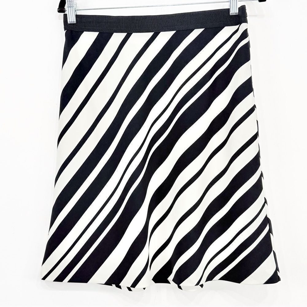 Ann Taylor Blue Black Ivory Diagonal Stripe A Line Flowy Skirt
